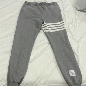 Thom Browne
Stripe Cotton Joggers Size 4 Gray